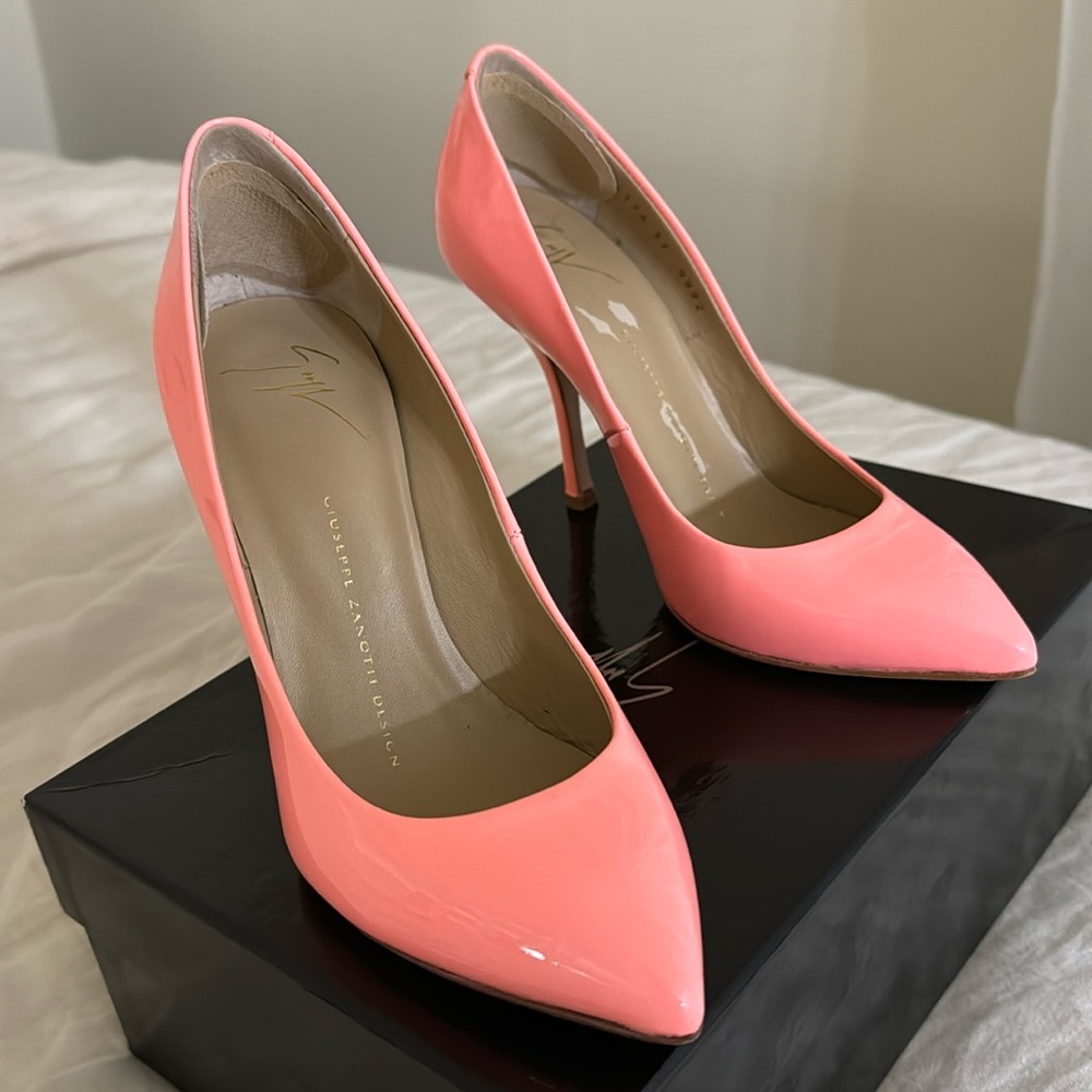 Giuseppe Zanotti Peachy Pink Pumps
